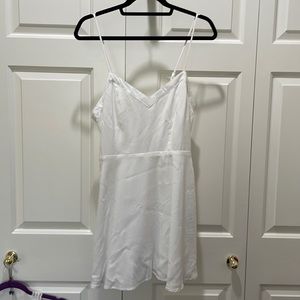 White sundress w/ back cutout detailing